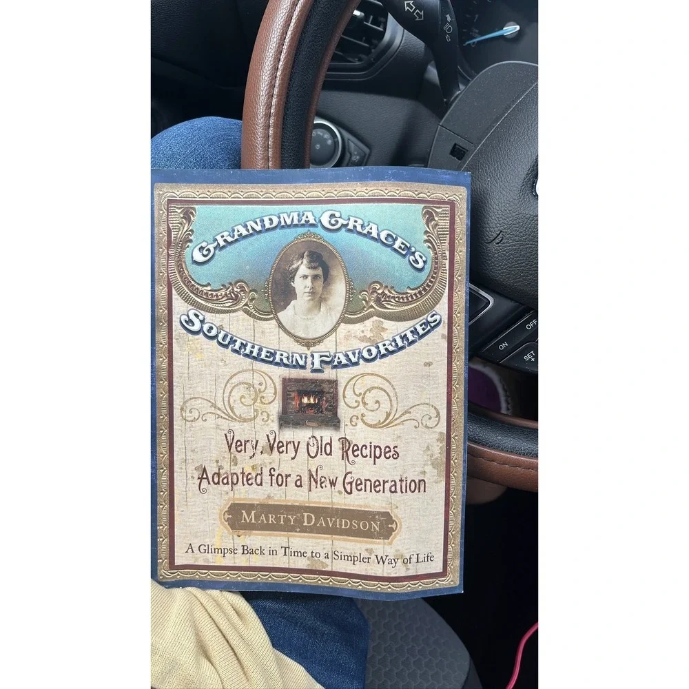 Grandma Grace's Southern Favorites Cookbook‎ Marty Davidson 2005